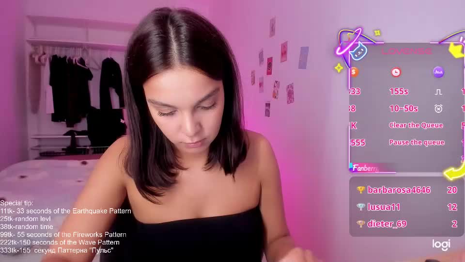 roshelle_xxx Adult Chat August 17, 2025