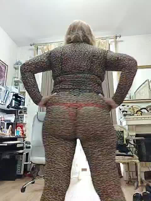 KarinkaSweet Adult Chat August 17, 2025