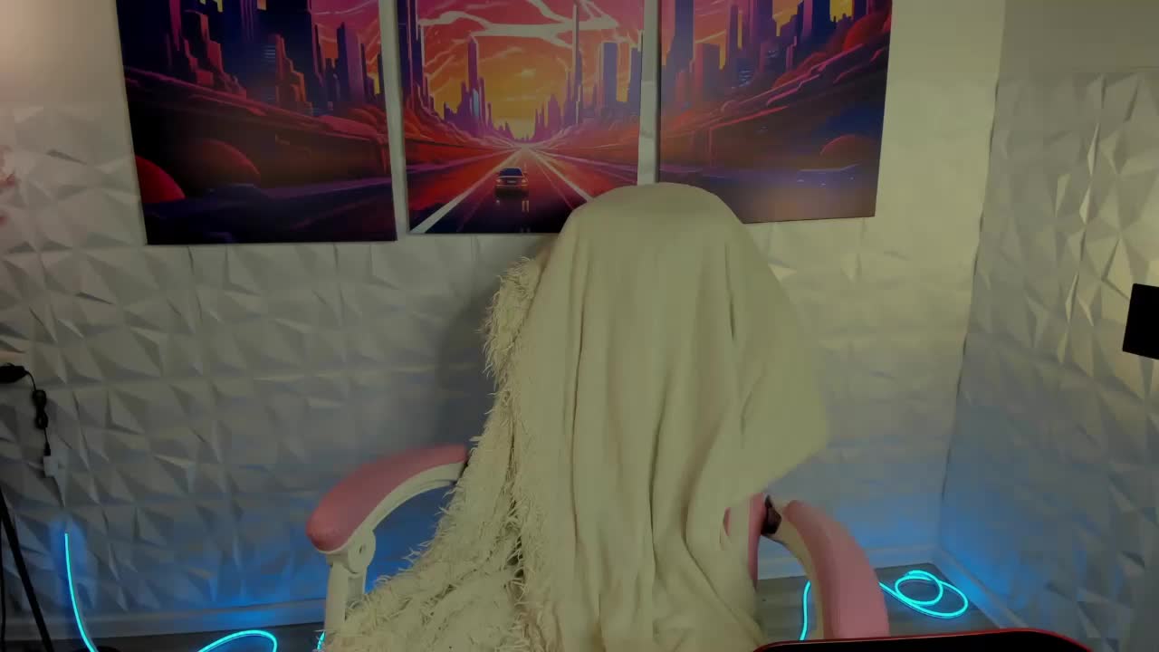 Mary-Xextra Adult Chat August 17, 2025