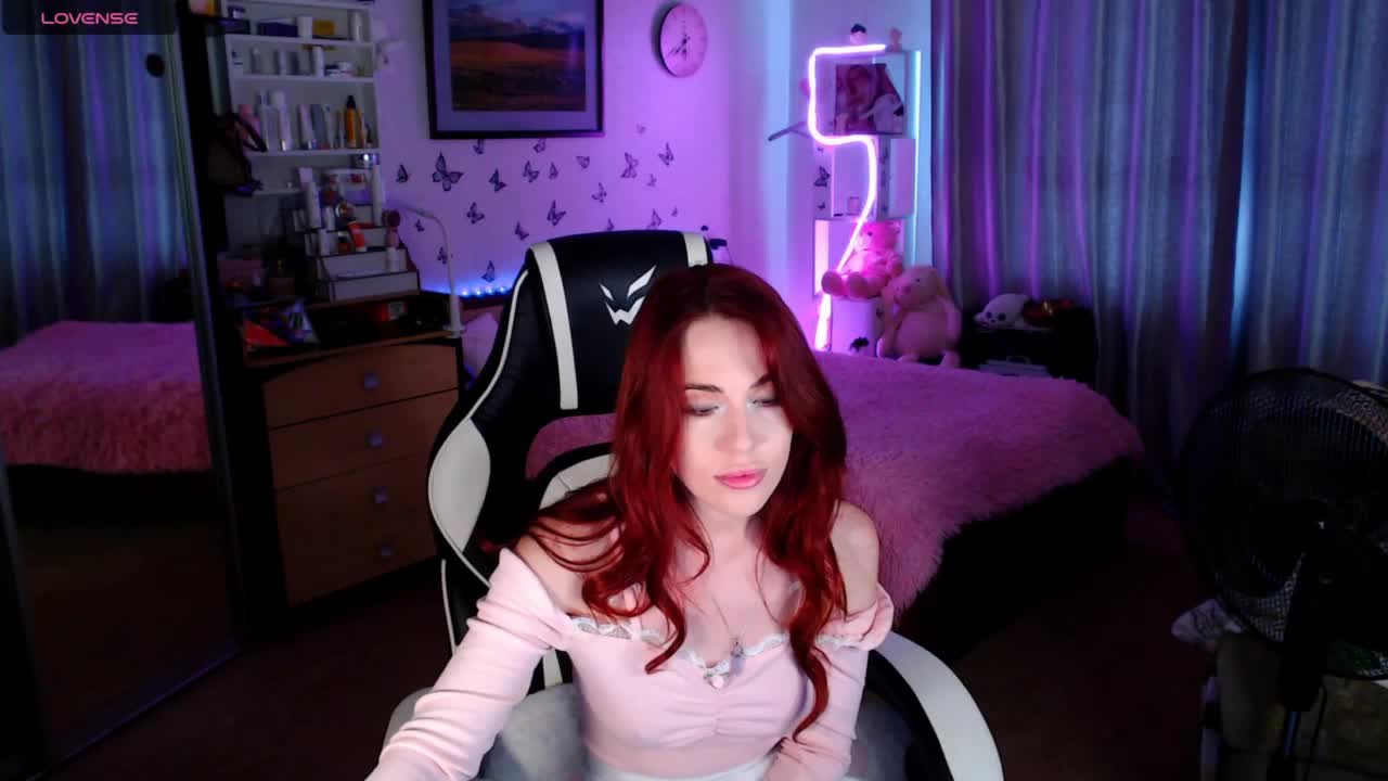 miss-alice- Adult Chat August 17, 2025