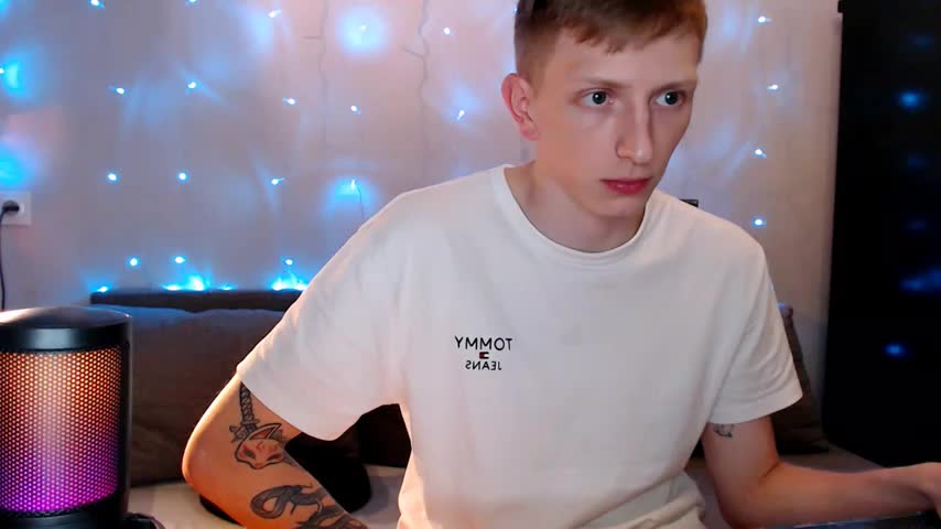 juliaanddima Adult Chat August 17, 2025