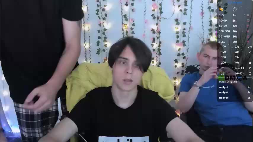 den_rich Adult Chat August 17, 2025