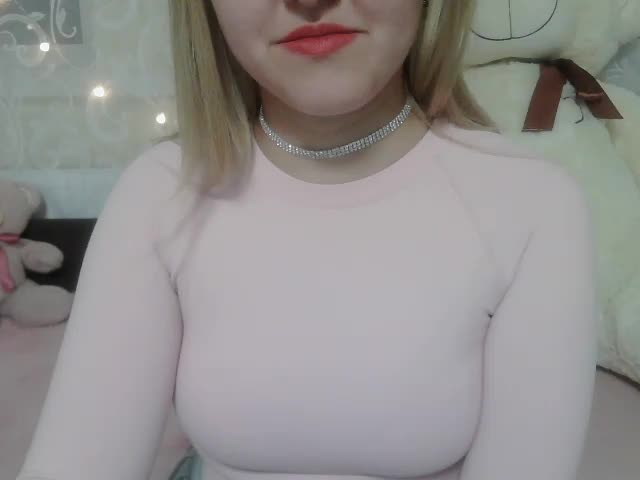 -Sweet-smile- Adult Chat August 17, 2025