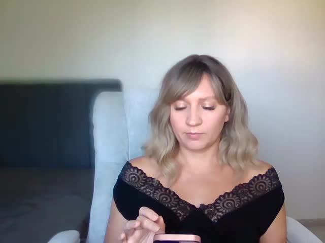 Florina-lu Adult Chat August 17, 2025