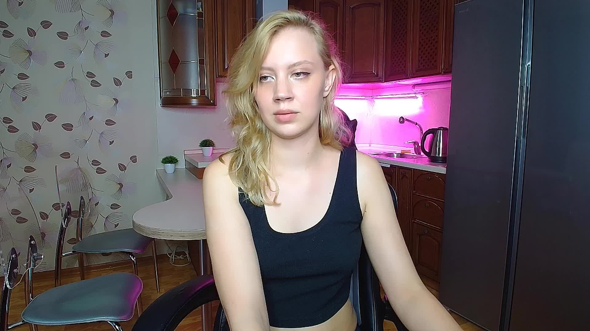 Nadins Adult Chat August 17, 2025