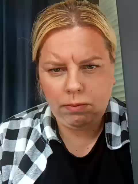 blondy_girl1499 Adult Chat August 17, 2025