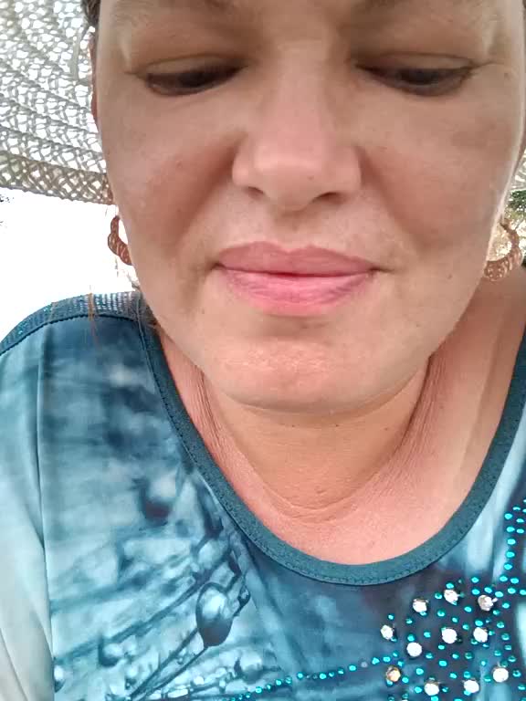 Raspberry_Rum Adult Chat August 17, 2025