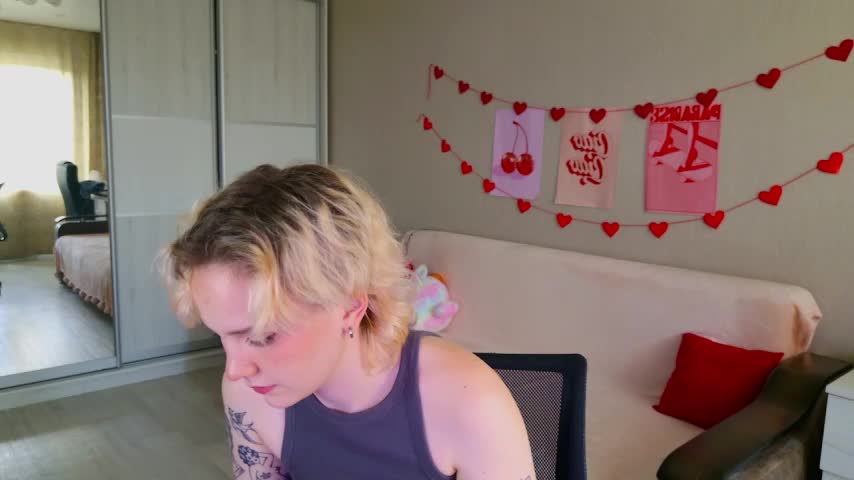 School_Love Adult Chat August 17, 2025