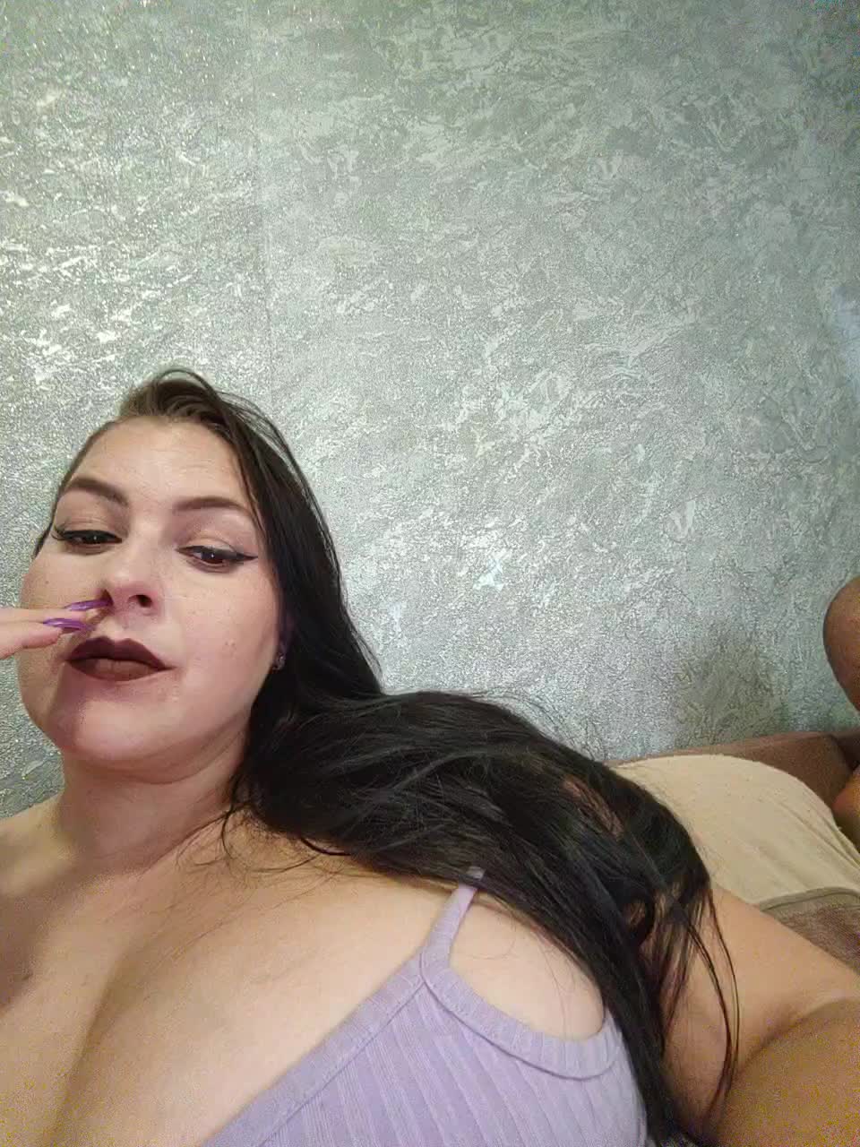 Cleopatra1990 Adult Chat August 17, 2025