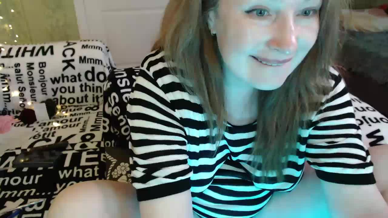 MeganIris Adult Chat August 17, 2025