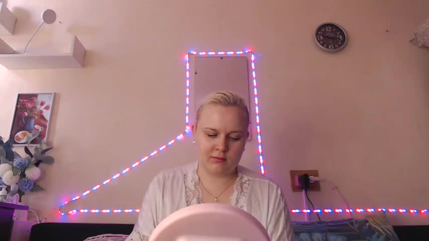 Karolina_love_ Adult Chat August 17, 2025