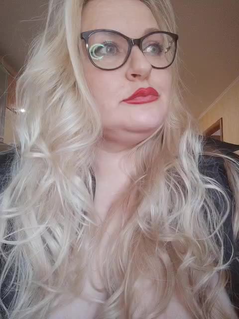 NushaMilf Adult Chat August 17, 2025