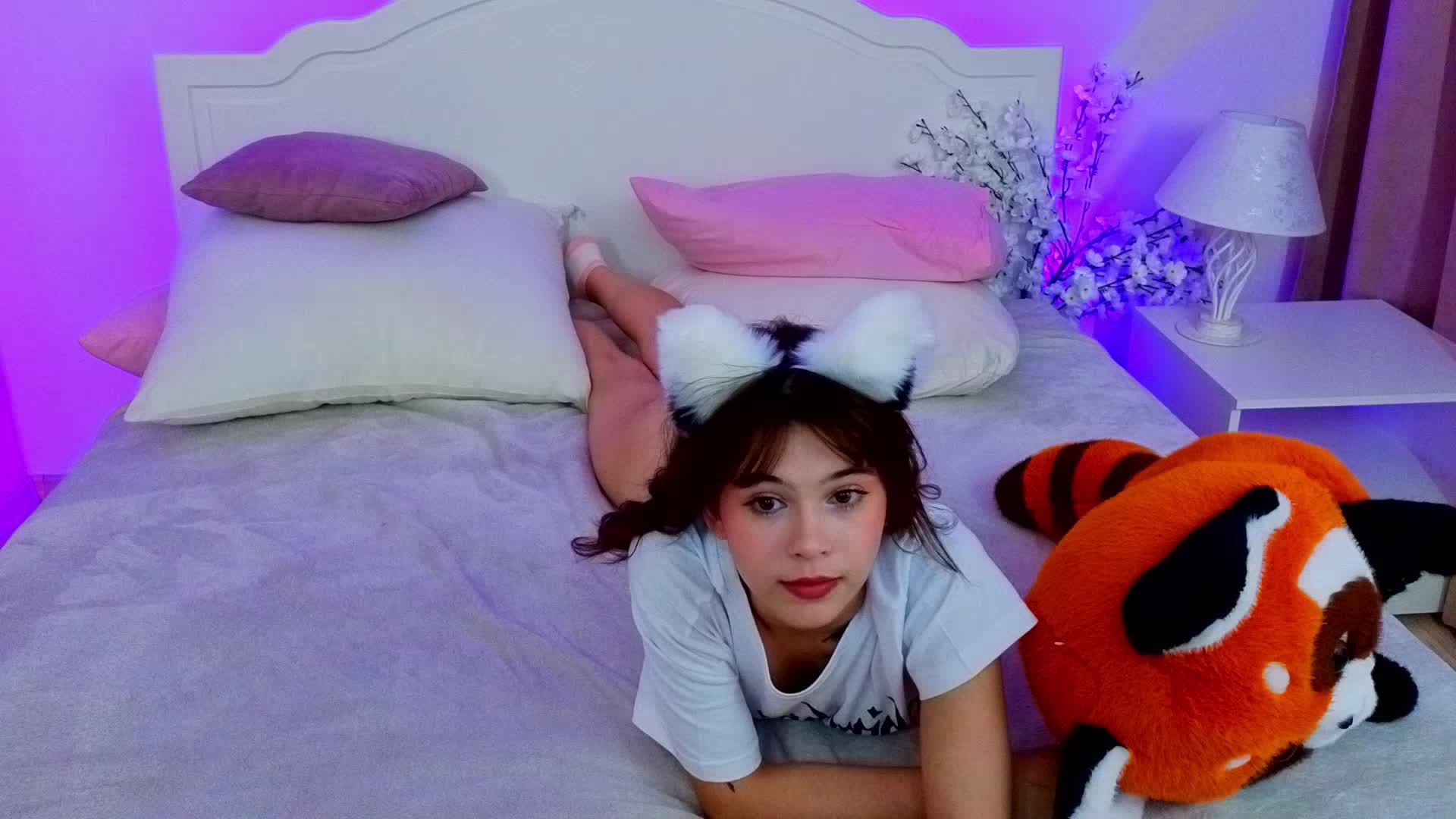 CoralineJones Adult Chat August 17, 2025