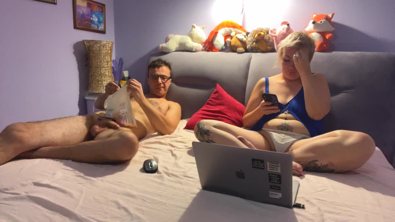 Oksana494 Adult Chat August 18, 2025