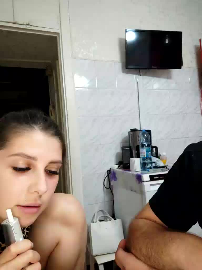 Mary34561 Adult Chat August 18, 2025