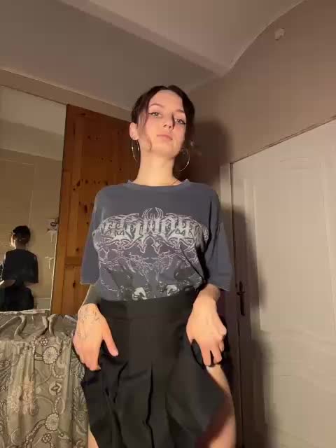 Wow-Eva Adult Chat August 18, 2025