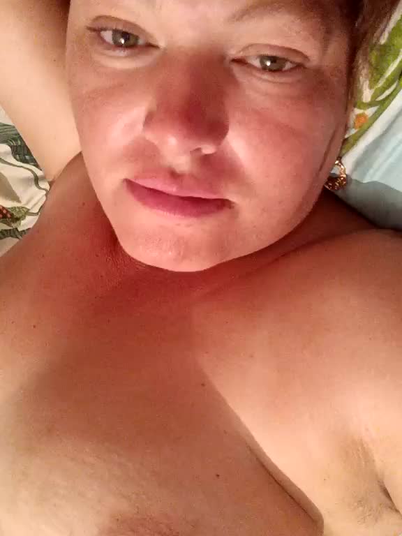 Raspberry_Rum Adult Chat August 18, 2025