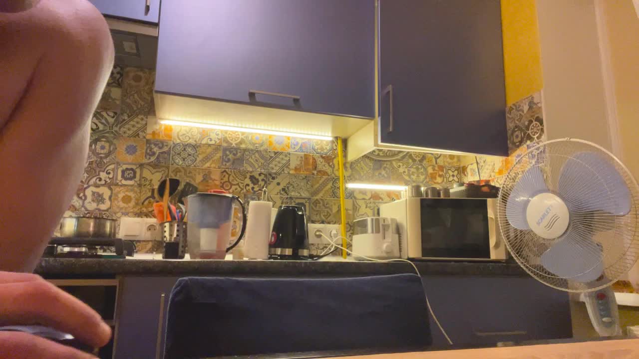 Oksana494 Adult Chat August 18, 2025