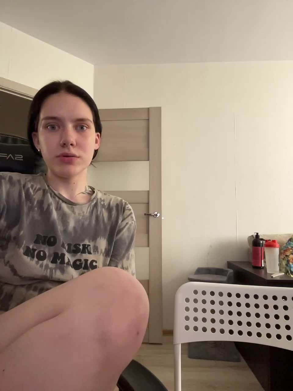 muzhzhena911 Adult Chat August 18, 2025