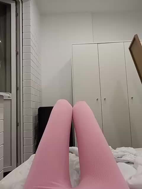 klubnichkka Adult Chat August 18, 2025