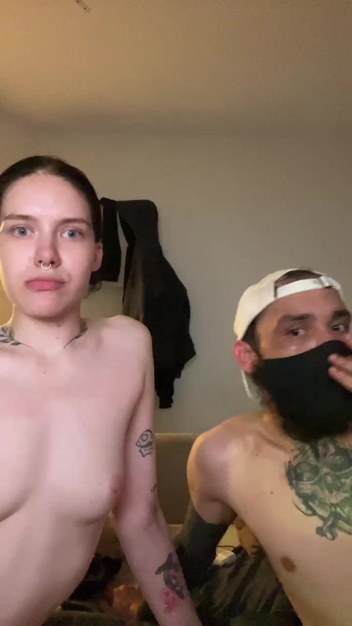 muzhzhena911 Adult Chat August 18, 2025