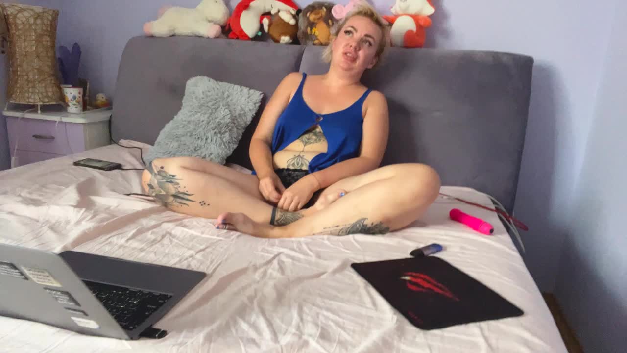 Oksana494 Adult Chat August 18, 2025