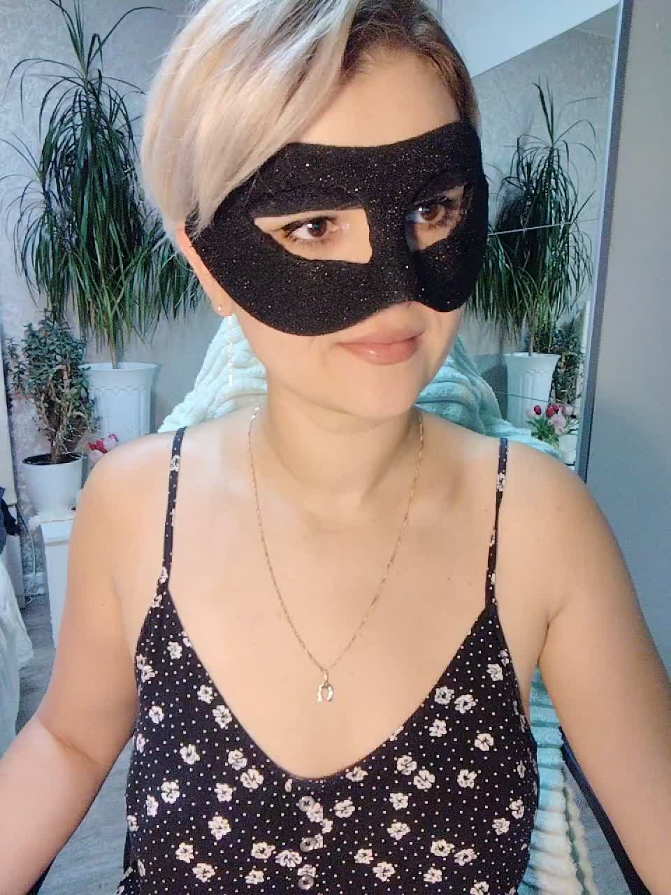 AnYa_YaNa Adult Chat August 18, 2025