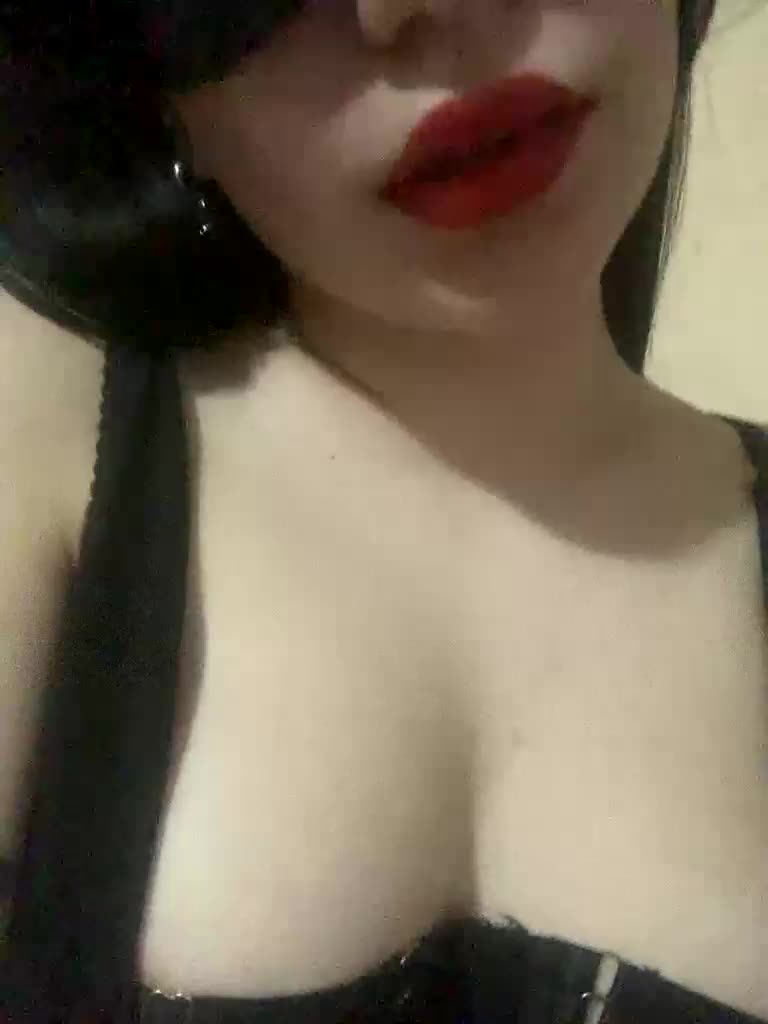 Slimus69 Adult Chat August 18, 2025