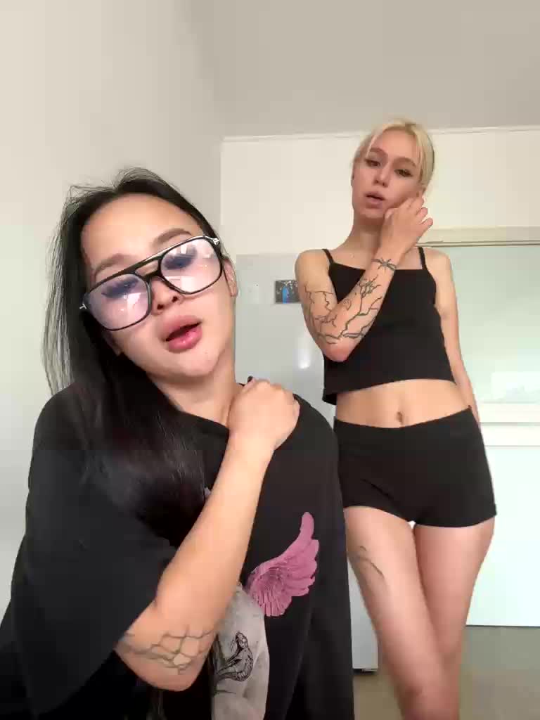 askorbinkiii Adult Chat August 18, 2025