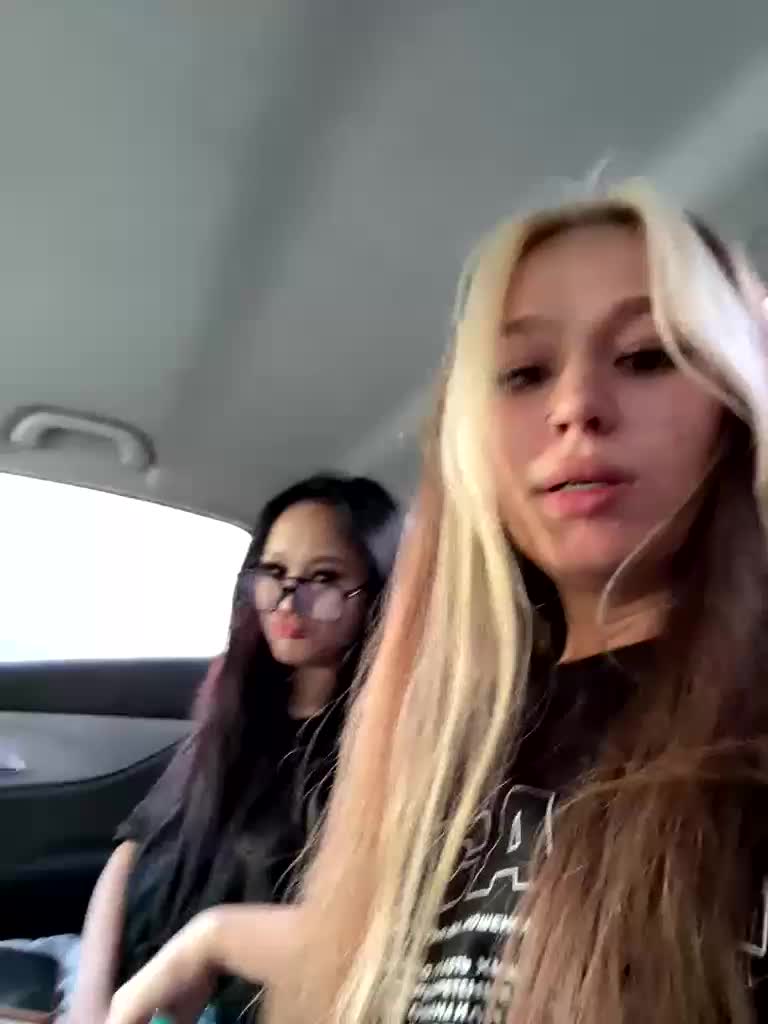 askorbinkiii Adult Chat August 18, 2025