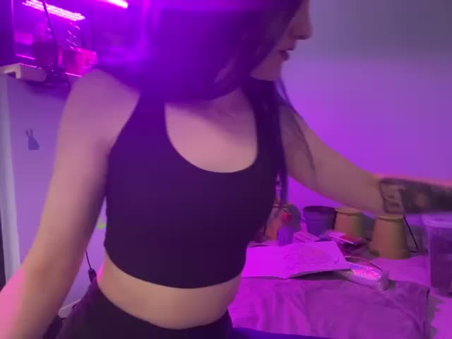 Erotic_Synth_Goddess Adult Chat August 18, 2025