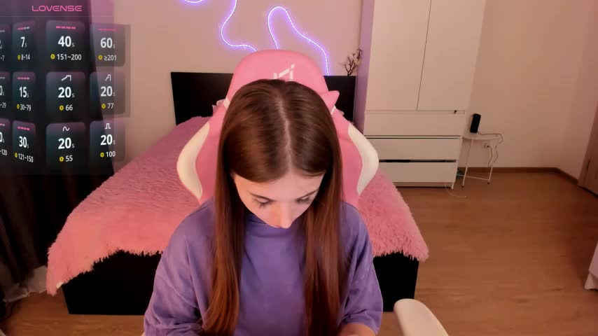 EmyClaws Adult Chat August 18, 2025