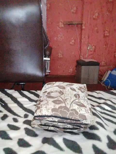 99_Sensuality_99 Adult Chat August 18, 2025