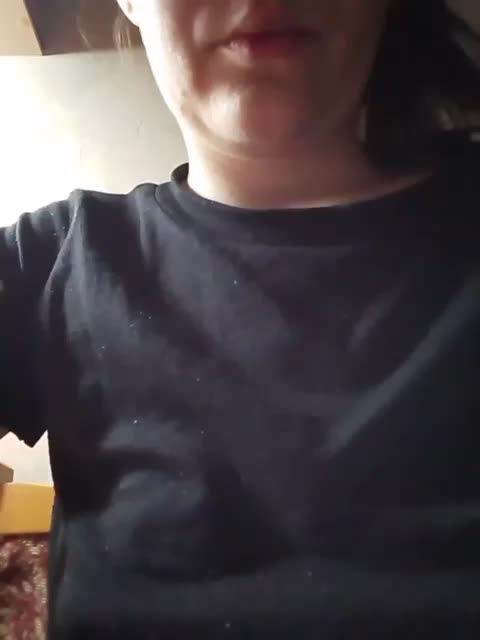 Elena19962 Adult Chat August 18, 2025