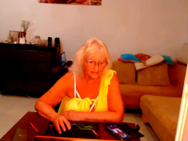 Natali7634 Adult Chat August 18, 2025