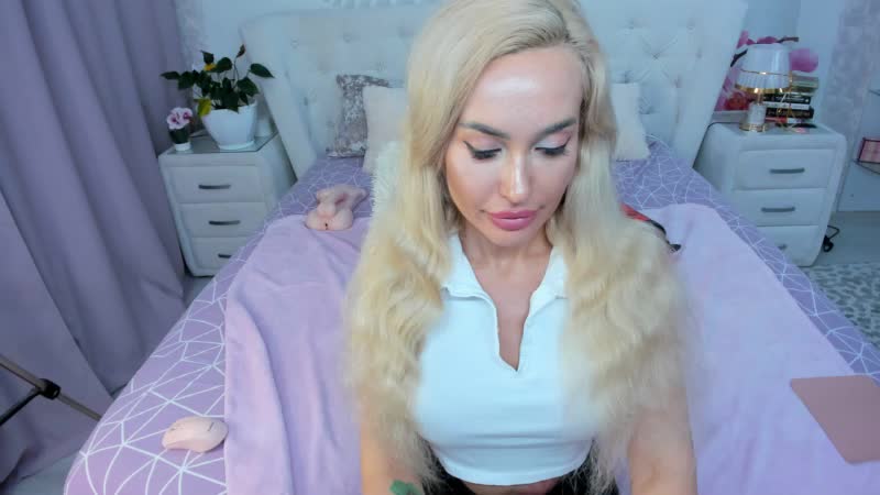 HottieSweetBritney Adult Chat August 18, 2025