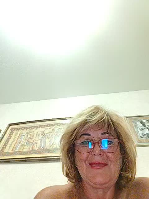 KarinkaSweet Adult Chat August 18, 2025