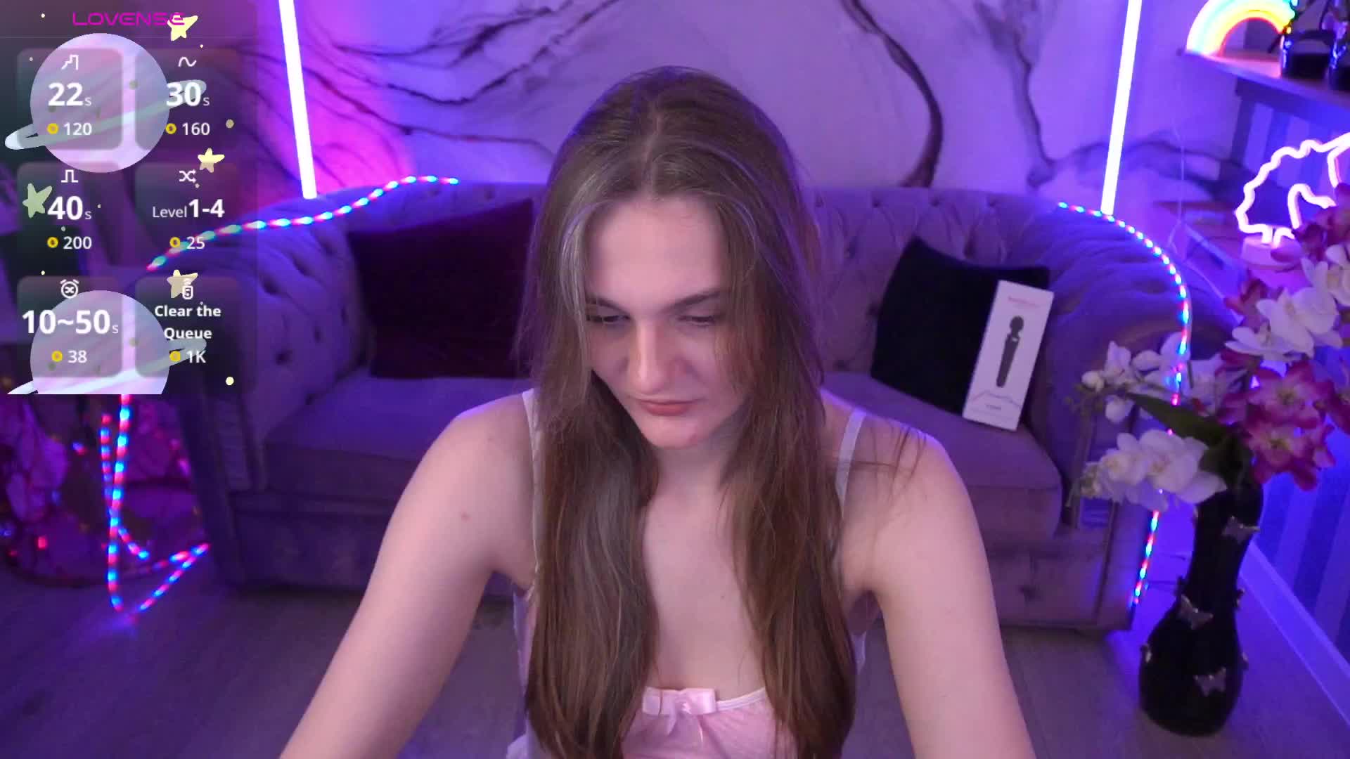 DiamondGoldie Adult Chat August 18, 2025