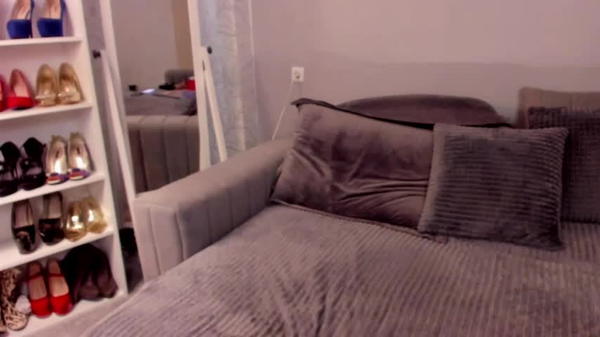 Jullia_Moor Adult Chat August 18, 2025