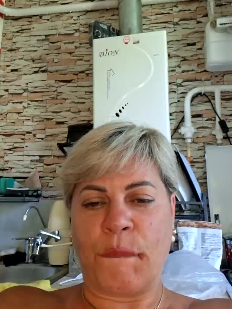 murr-kitty Adult Chat August 18, 2025