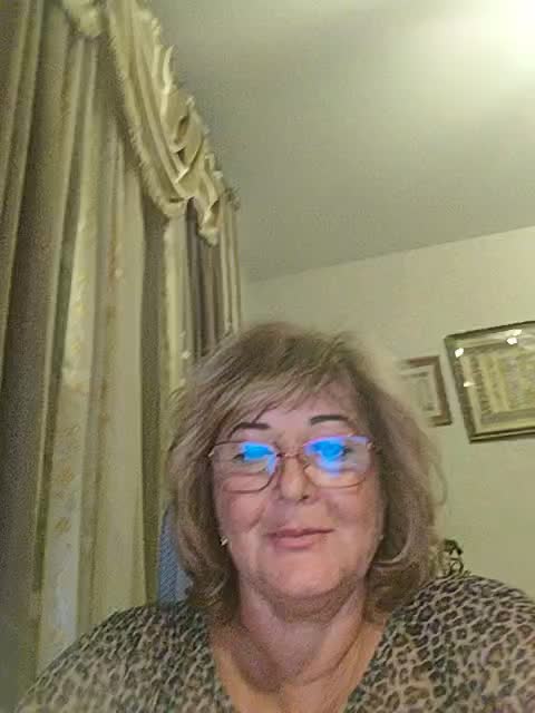 KarinkaSweet Adult Chat August 18, 2025