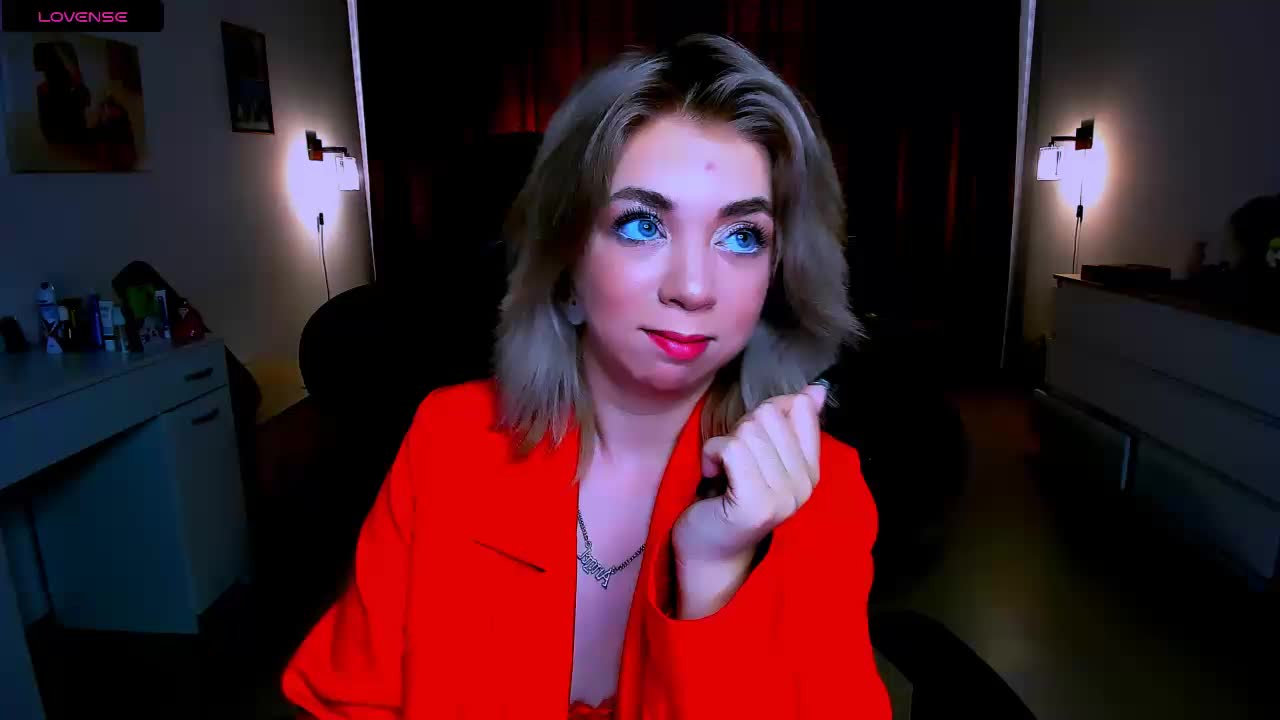 littleSiyfairy Adult Chat August 18, 2025