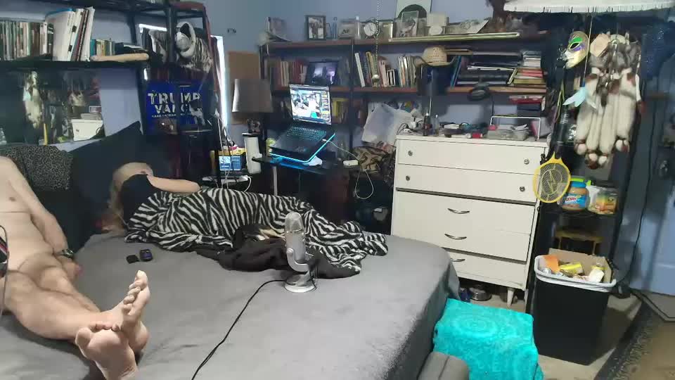 pink_black Adult Chat August 18, 2025