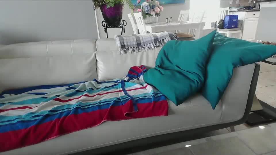 smallpenisbigtongue Adult Chat August 18, 2025