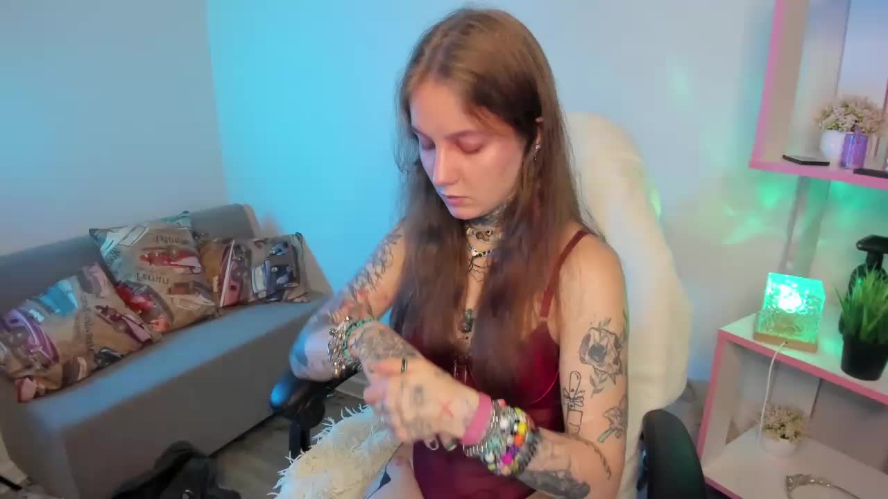 Mary-Xextra Adult Chat August 18, 2025