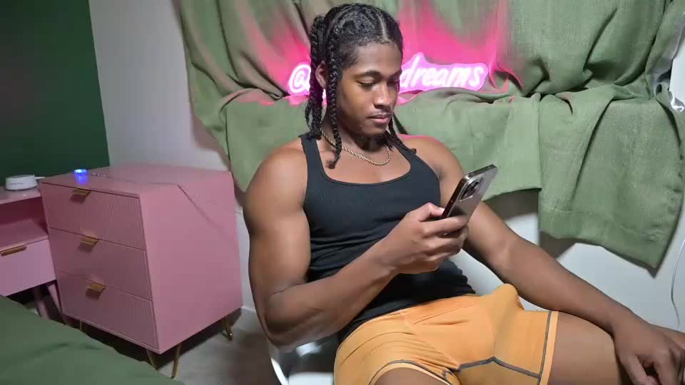 mycreamydreams Adult Chat August 18, 2025