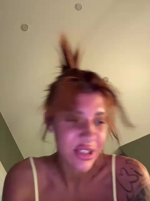 chicanogirl Adult Chat August 18, 2025