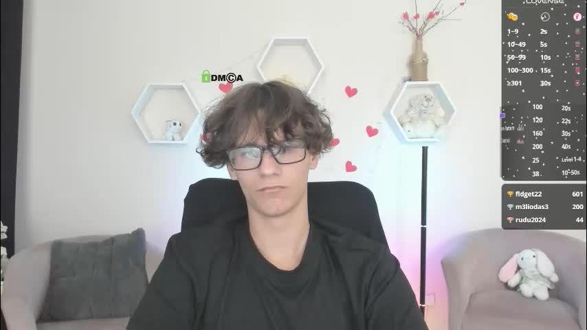 den_rich Adult Chat August 18, 2025