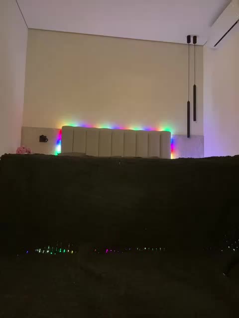 jucieLussie Adult Chat August 18, 2025