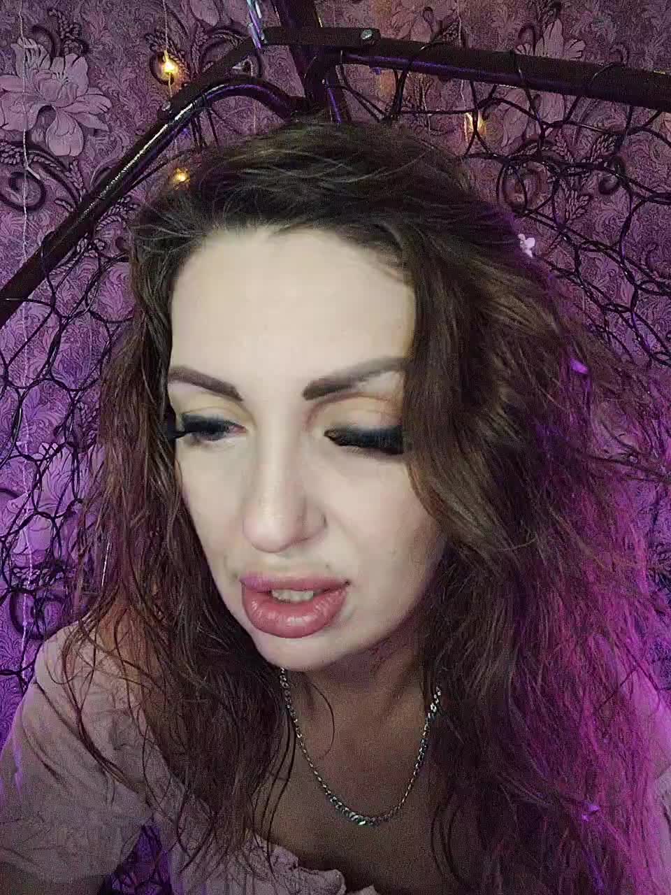 SexyKitty75-1 Adult Chat August 18, 2025